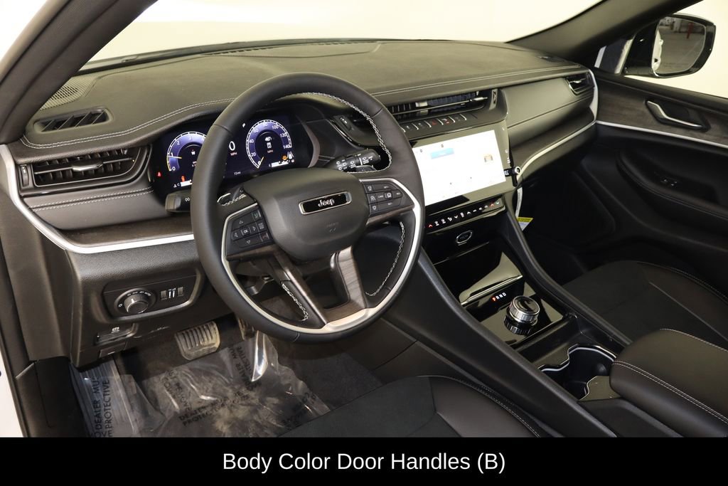 New 2026 Jeep Grand Cherokee Altitude image 27