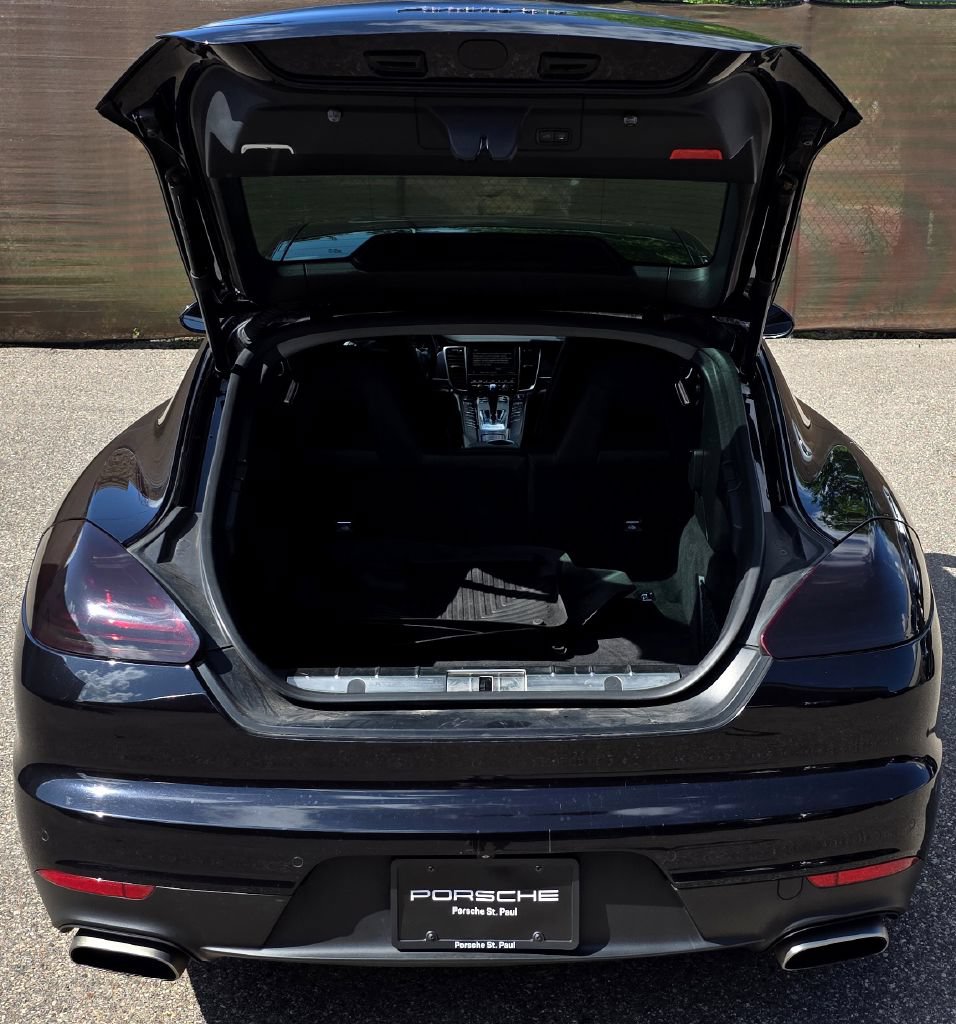 Used 2015 Porsche Panamera 4 AWD/4WD image 7