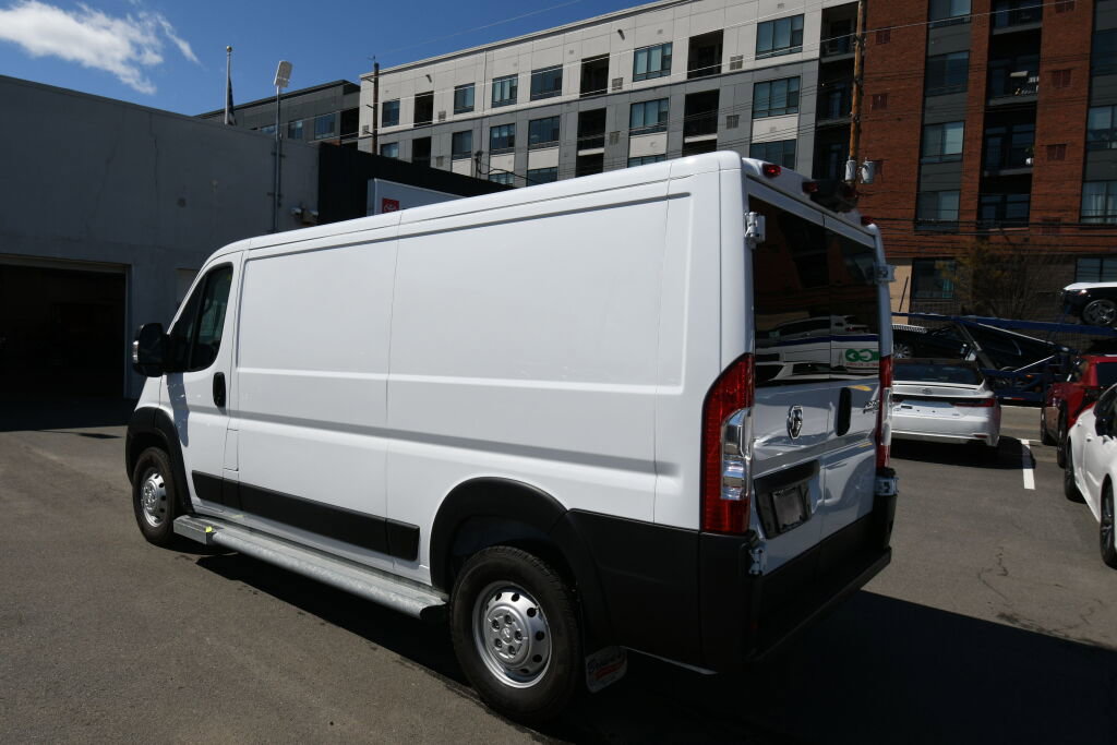 Used 2023 RAM ProMaster 2500 image 5