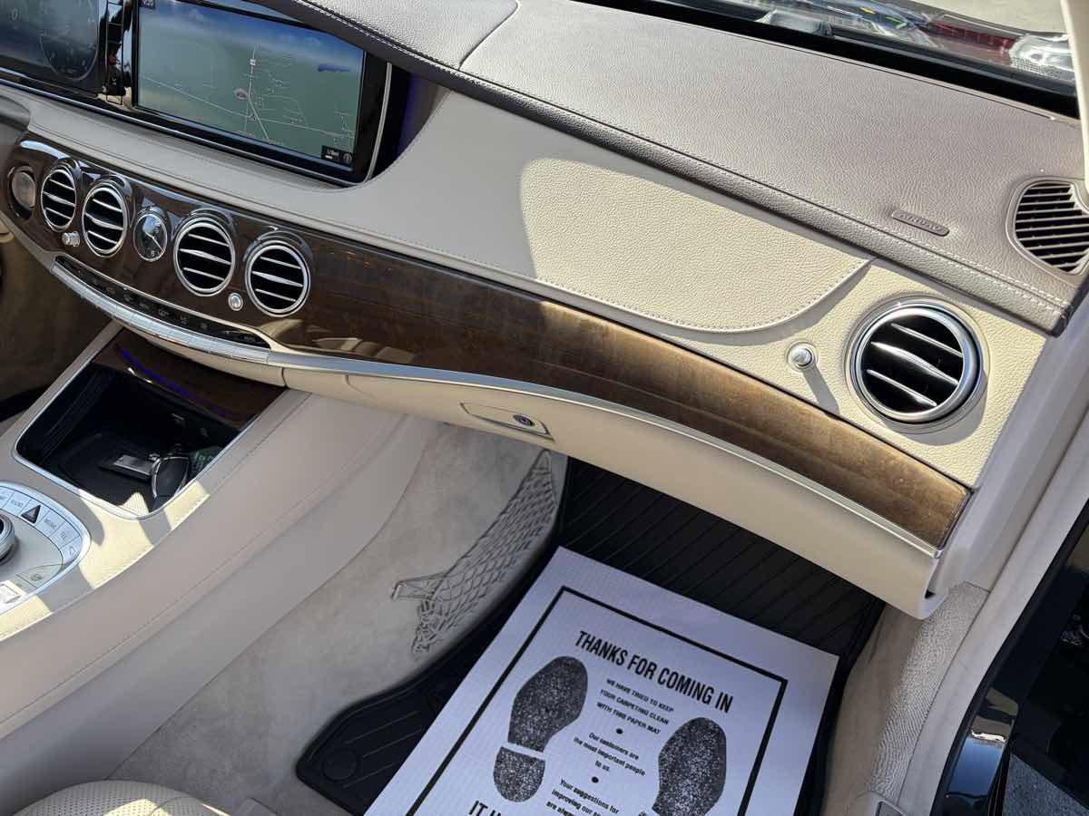 Used 2017 Mercedes-Benz S 550 4MATIC Sedan image 31