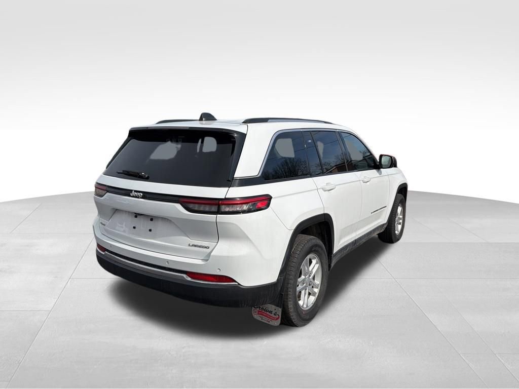 Certified 2023 Jeep Grand Cherokee Laredo image 8