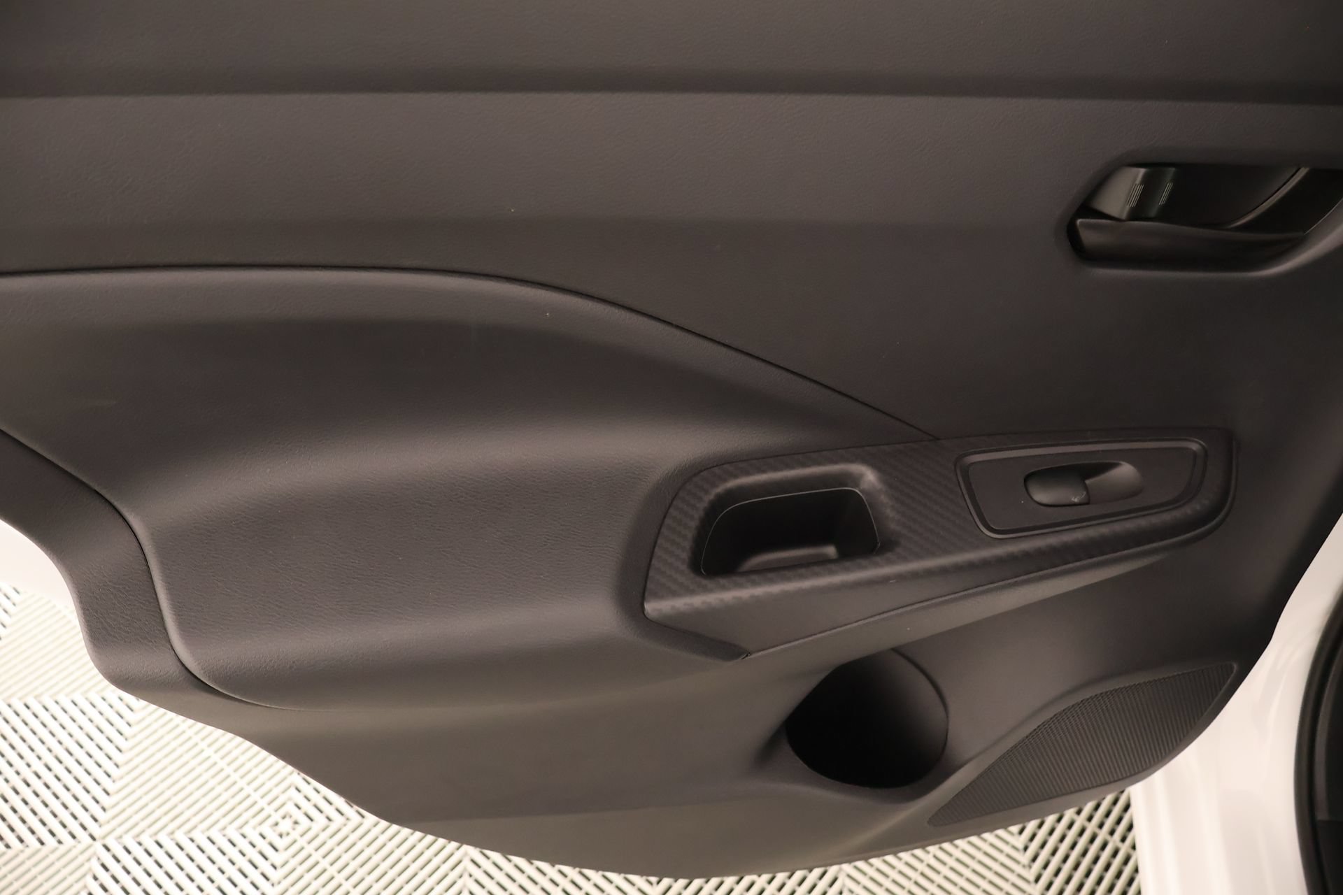 Used 2024 Nissan Versa S w/ S Plus Package FWD image 15