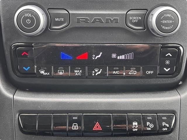 New 2025 RAM ProMaster 3500 w/ Quick Order Package 22G SLT image 16
