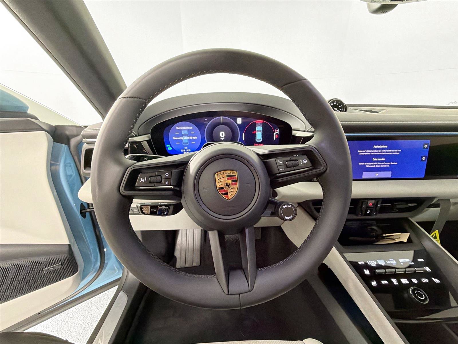 Certified 2026 Porsche Macan Electric RWD image 20