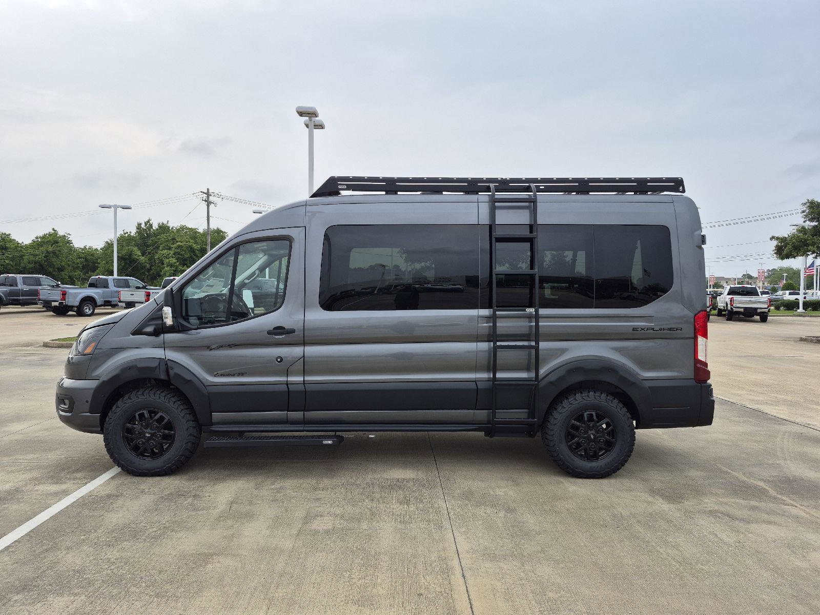 New 2026 Ford Transit 250 148 Medium Roof Extended AWD image 19