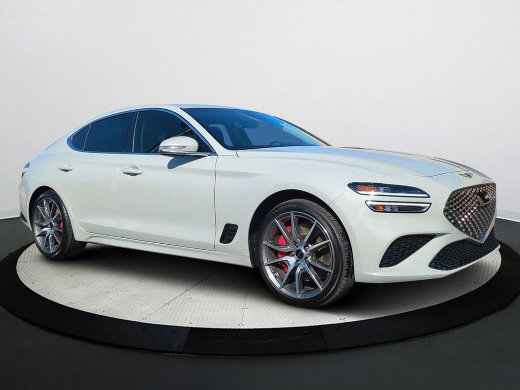 Used 2025 Genesis G70 2.5T image 2