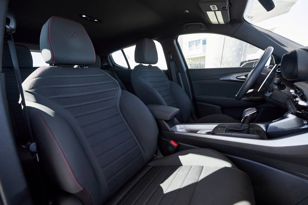 Used 2024 Dodge Hornet R/T w/ Tech Pack w/o Parking image 26