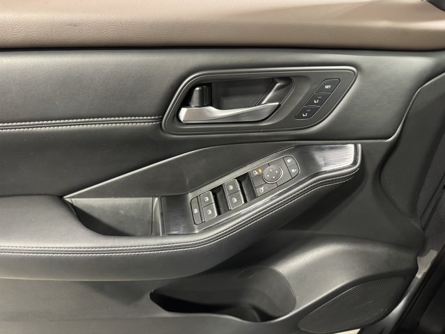 Used 2023 Nissan Rogue SL w/ SL Premium Package AWD/4WD image 6