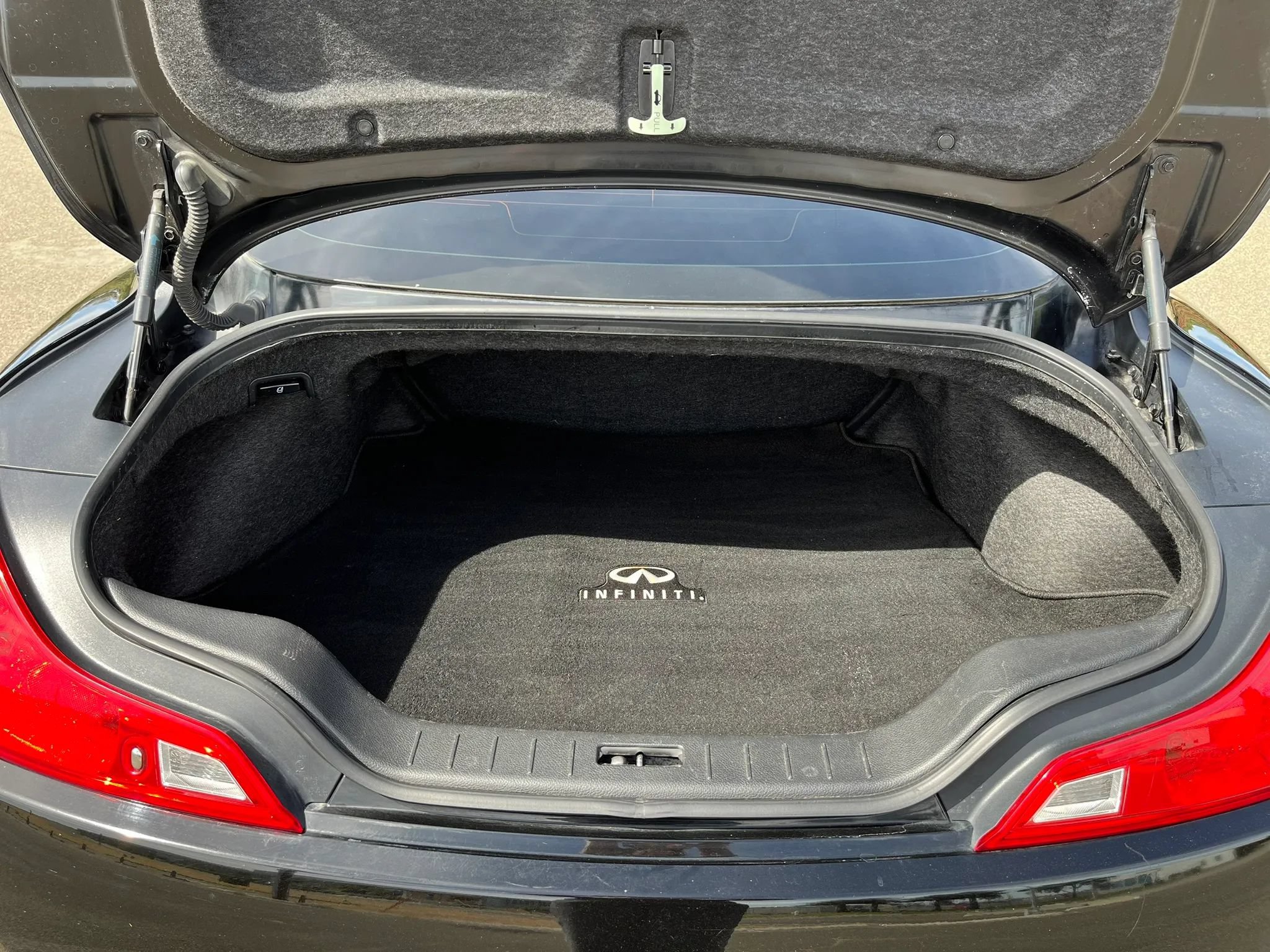 Used 2014 INFINITI Q60 Journey w/ Premium Package RWD image 20