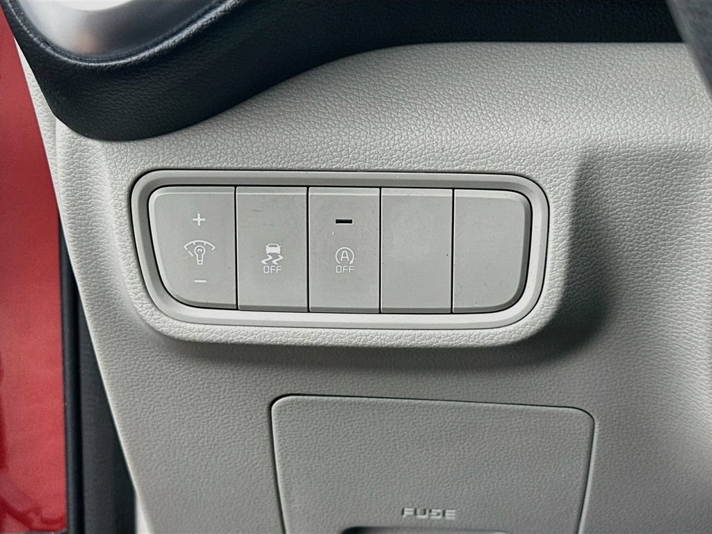 Used 2023 Kia Soul LX w/ LX Technology Package FWD image 10
