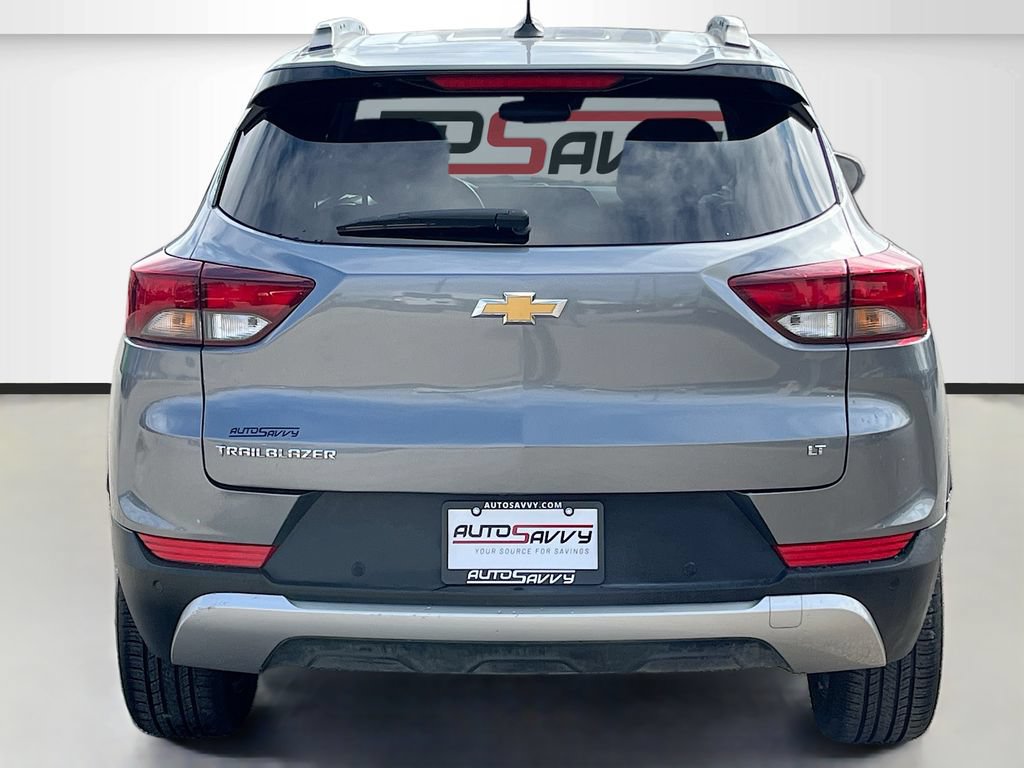 Used 2024 Chevrolet TrailBlazer LT w/ Convenience Package FWD image 6