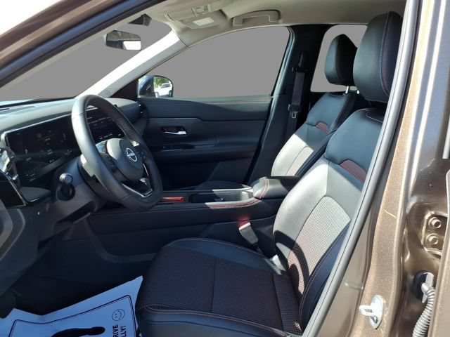 Certified 2026 Nissan Kicks SR w/ Cold Weather Package AWD/4WD image 21