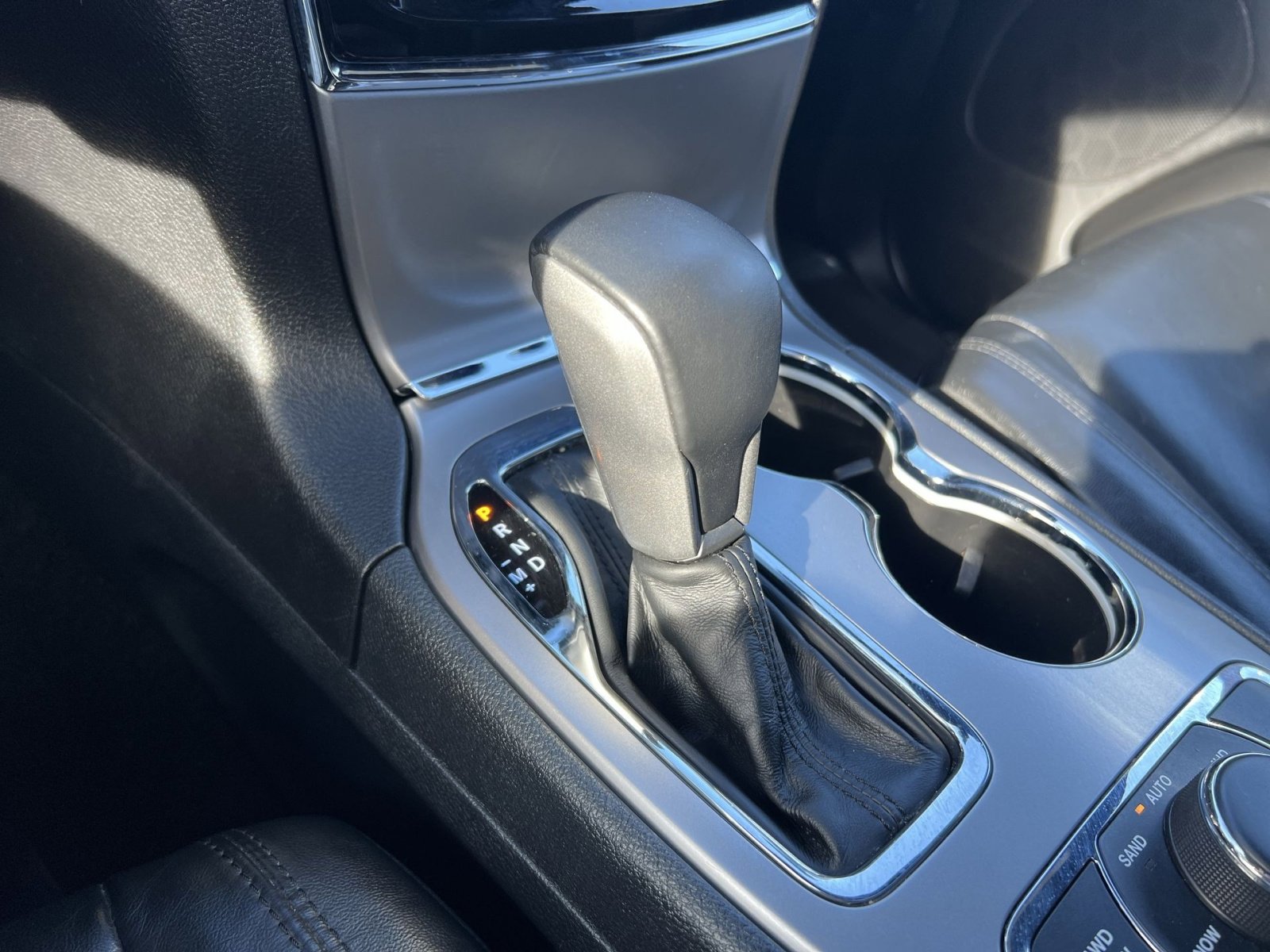 Used 2019 Jeep Grand Cherokee Limited image 22