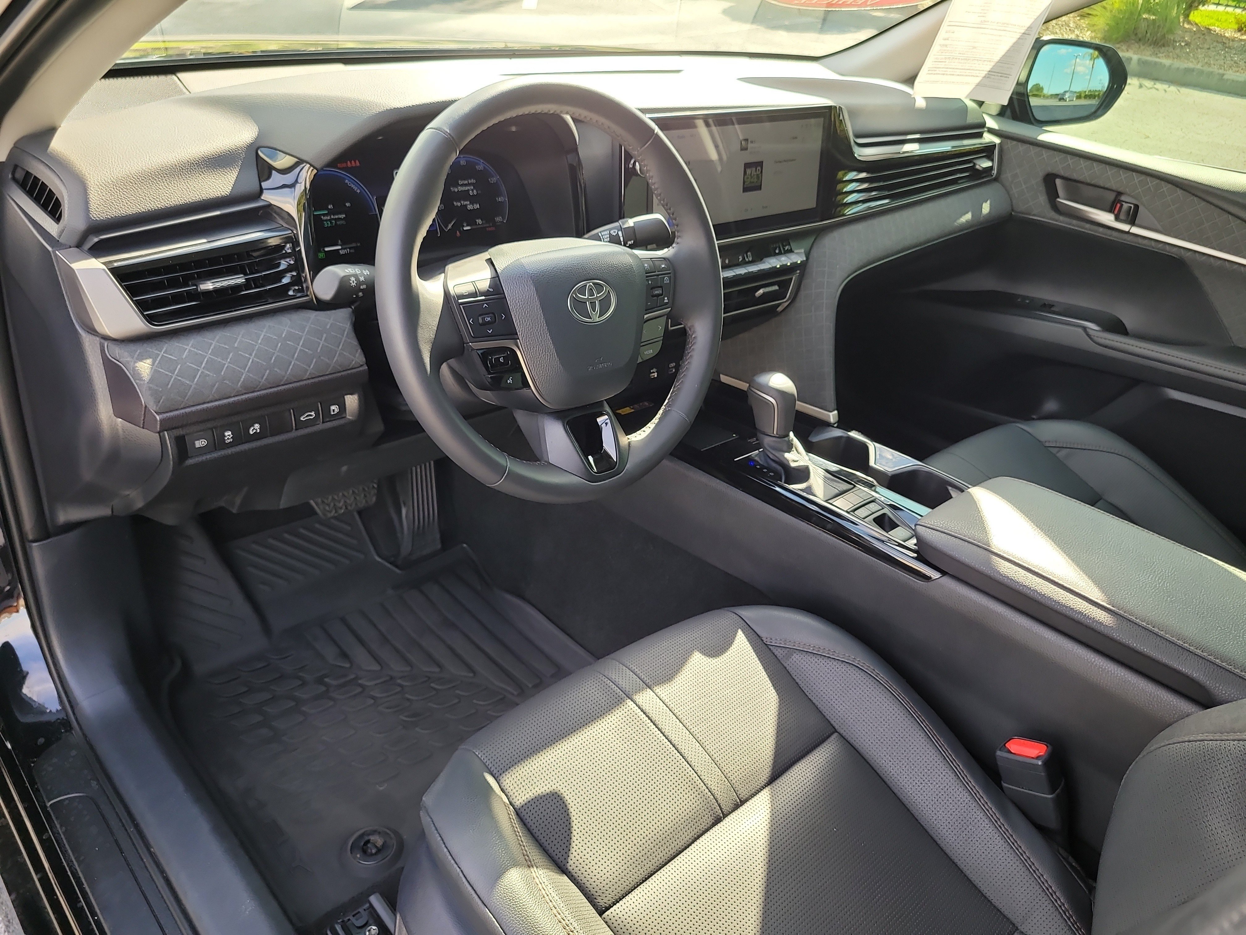 Used 2026 Toyota Camry XLE FWD image 18