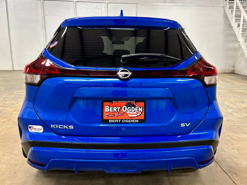 Used 2024 Nissan Kicks SV FWD image 7