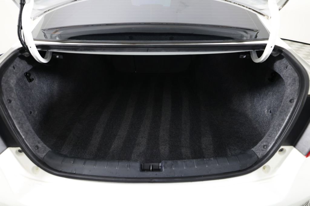 Used 2016 Honda Accord Sport image 12