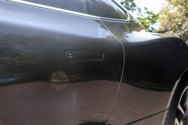 Used 2015 Aston Martin Vanquish Coupe RWD image 58