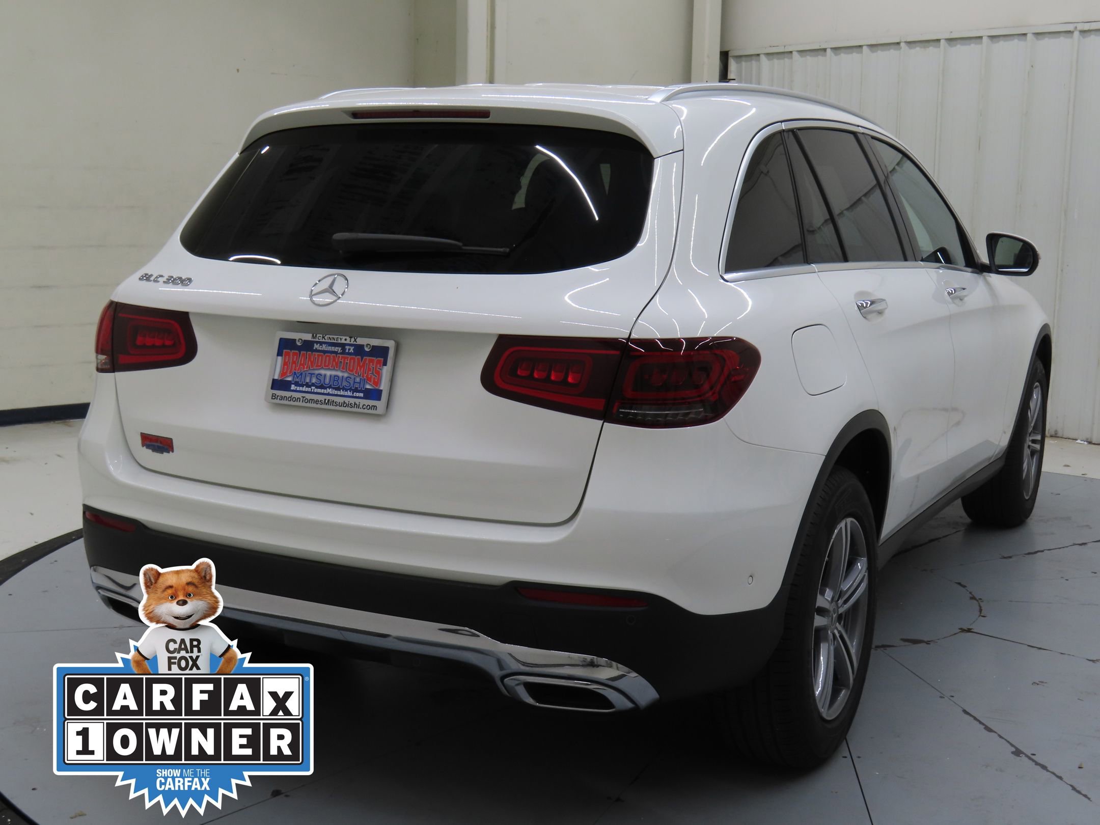 Used 2022 Mercedes-Benz GLC 300 w/ Premium Package Lite image 3