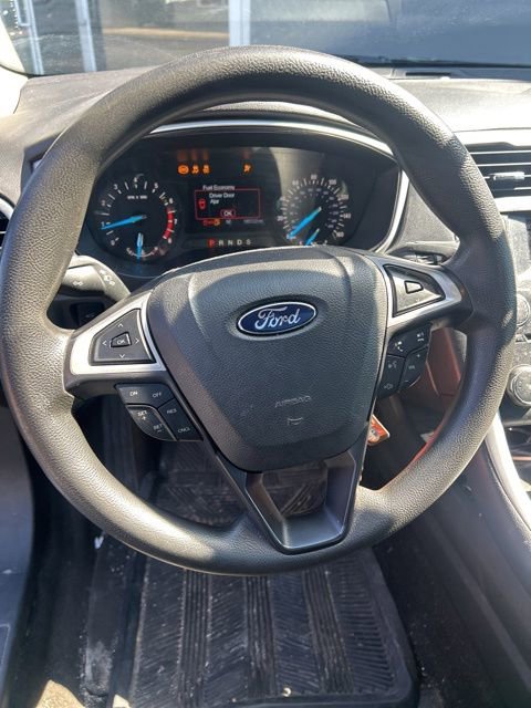 Used 2014 Ford Fusion SE FWD image 20