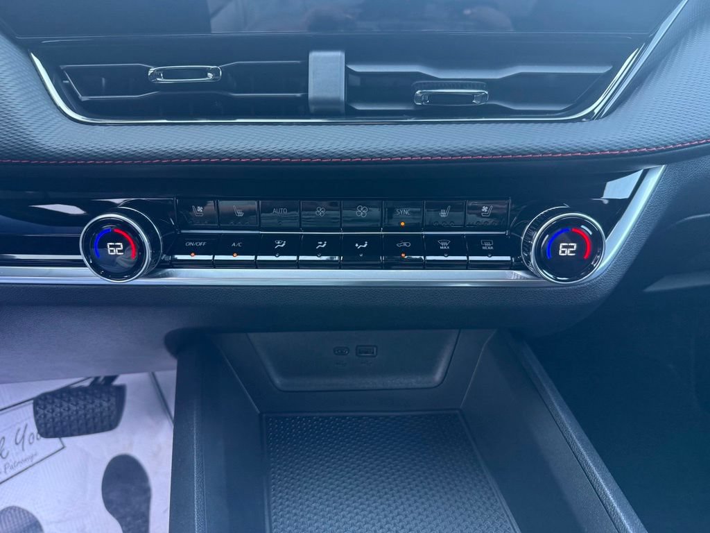 New 2027 Chevrolet Equinox RS w/ Convenience Package III FWD image 38