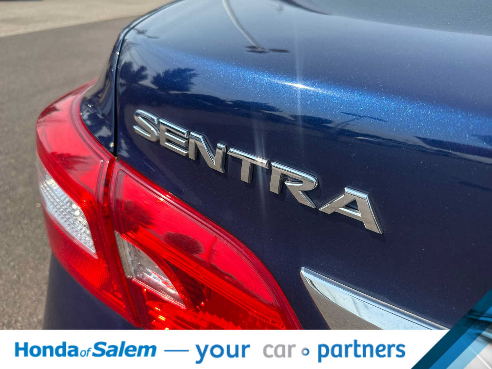 Used 2018 Nissan Sentra SV FWD image 7