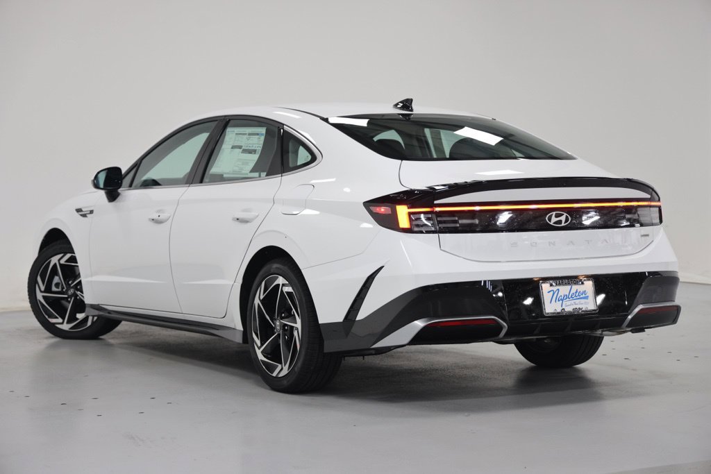 New 2026 Hyundai Sonata SEL AWD/4WD image 4