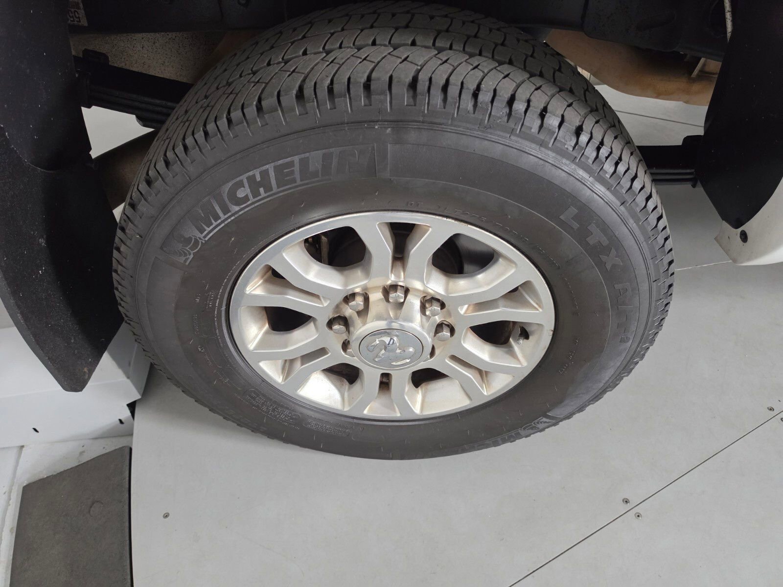 Used 2014 RAM 3500 Laramie AWD/4WD image 12