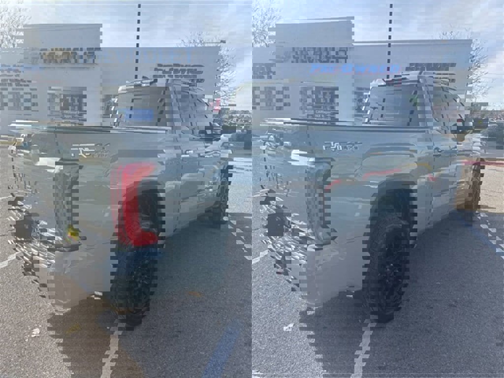 Used 2023 Toyota Tundra Limited image 3