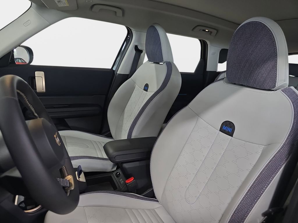 Used 2025 MINI Cooper Countryman SE image 17