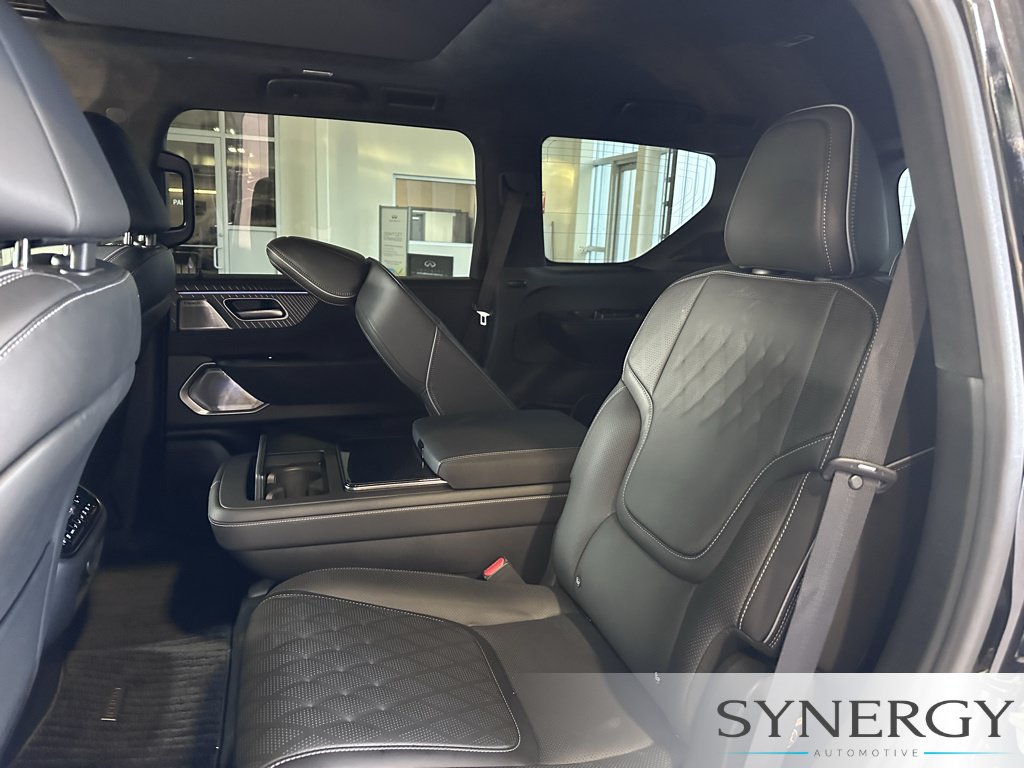Certified 2025 INFINITI QX80 Autograph w/ Premium Cargo Package AWD/4WD image 32
