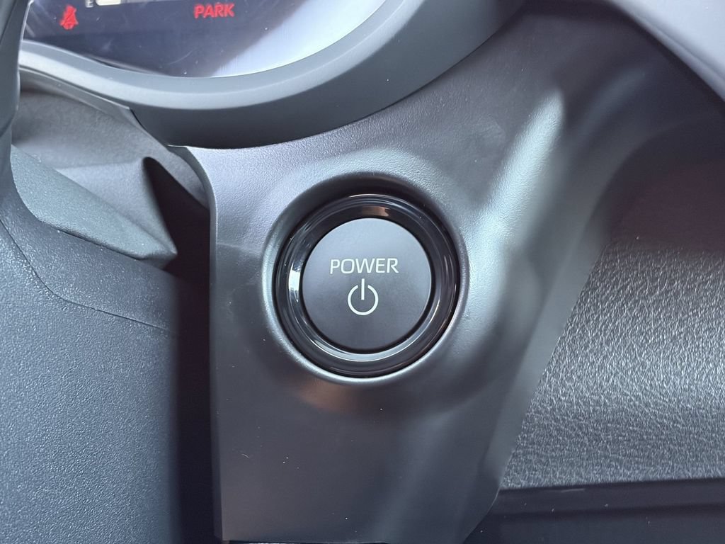 Certified 2026 Toyota Sienna XSE FWD image 33