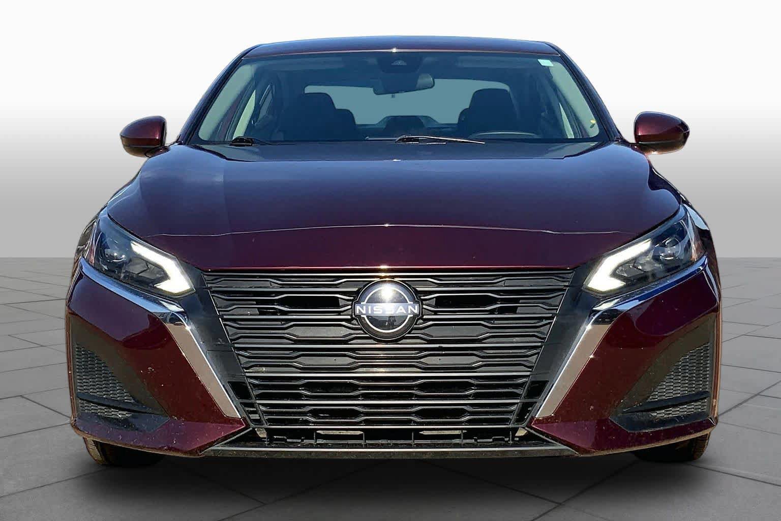 Used 2023 Nissan Altima 2.5 SV FWD image 4