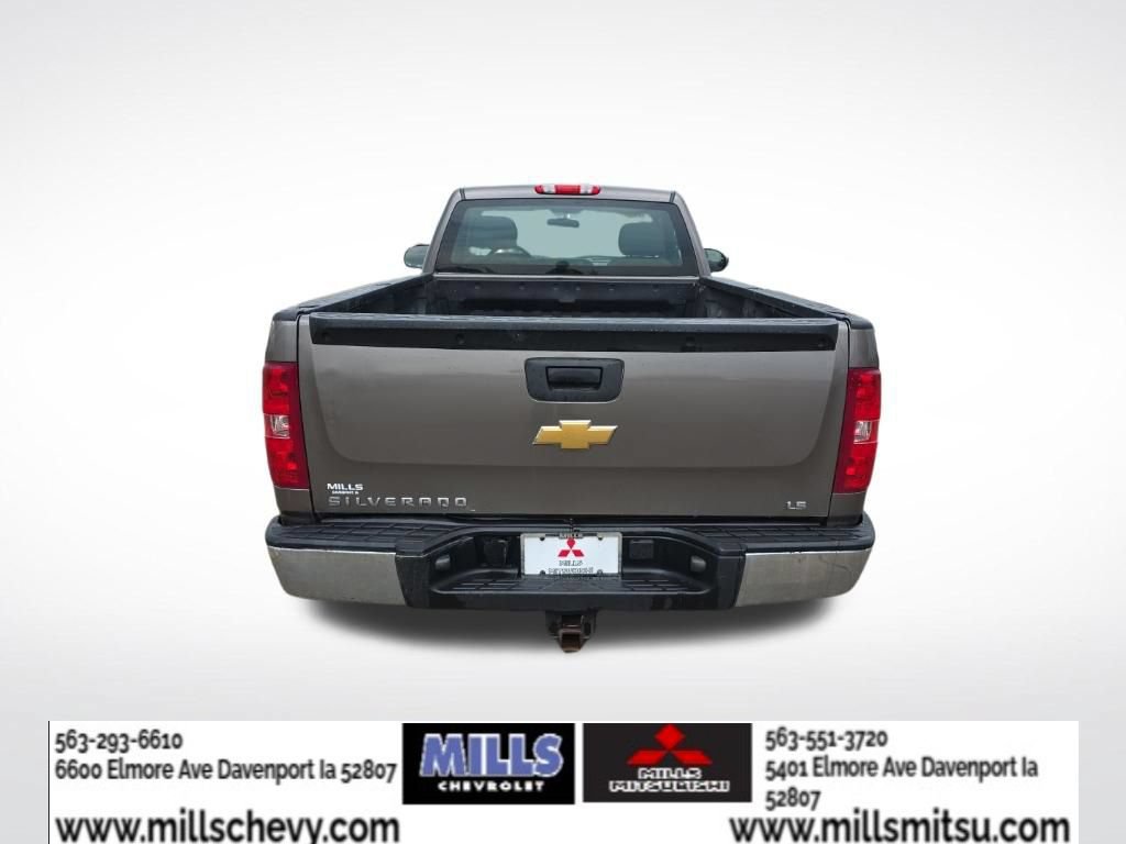 Used 2013 Chevrolet Silverado 1500 W/T w/ LS Package AWD/4WD image 4