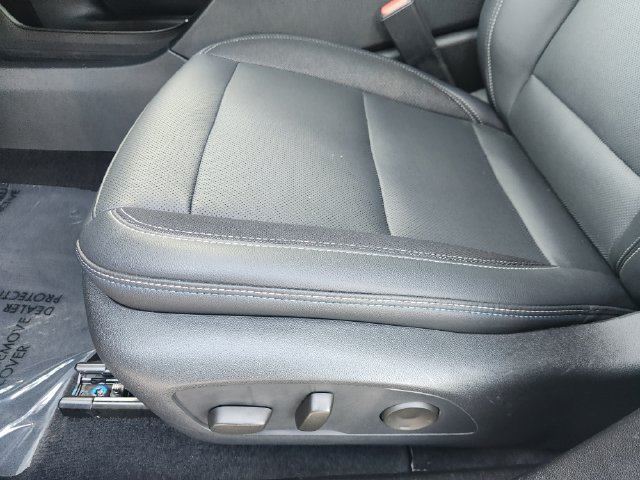 Used 2024 Chevrolet Equinox EV LT AWD/4WD image 25