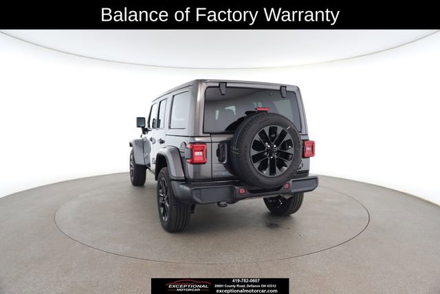Used 2025 Jeep Wrangler Unlimited Sahara w/ Safety Group image 13