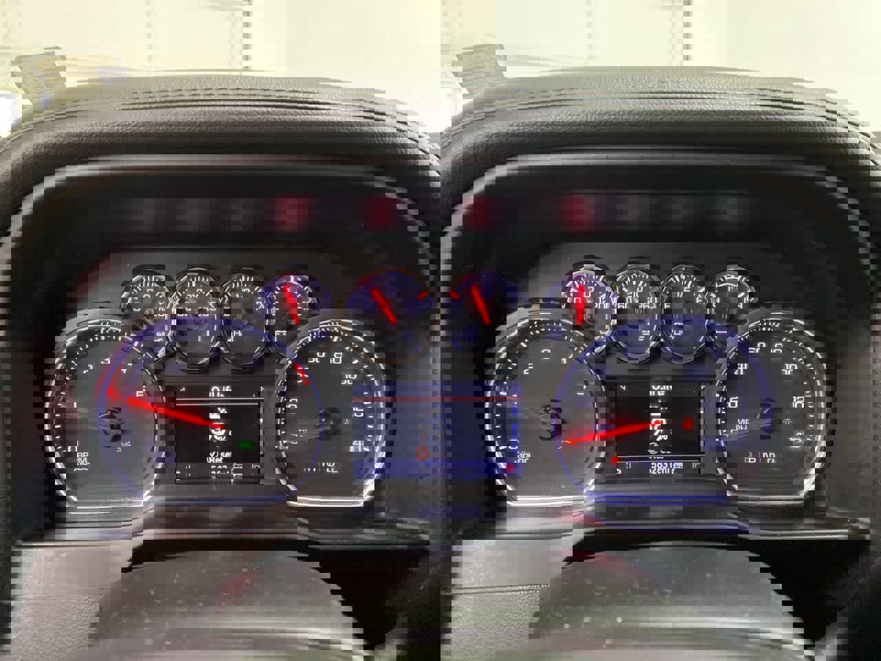 Used 2021 Chevrolet Silverado 2500 LTZ w/ LTZ Convenience Package image 27