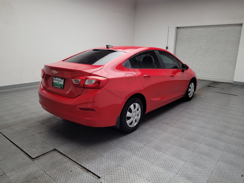 Used 2017 Chevrolet Cruze LS FWD image 9