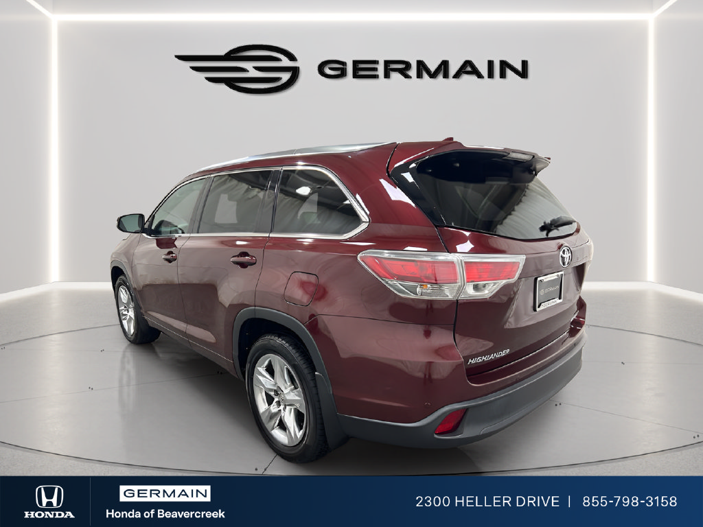 Used 2015 Toyota Highlander Limited w/ Driver Technology Package AWD/4WD image 6