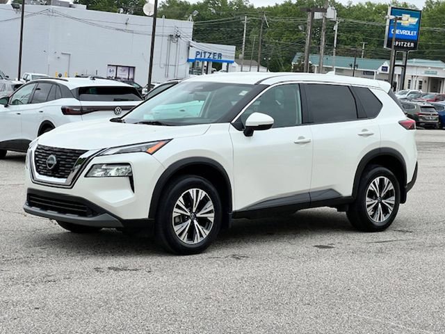 Used 2022 Nissan Rogue SV image 9
