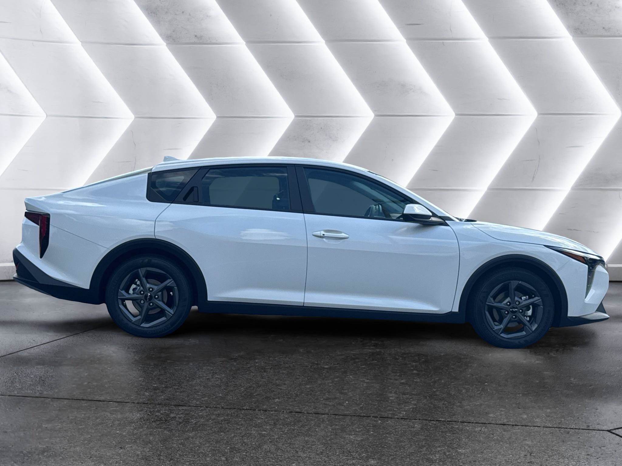 New 2026 Kia K4 FWD image 4