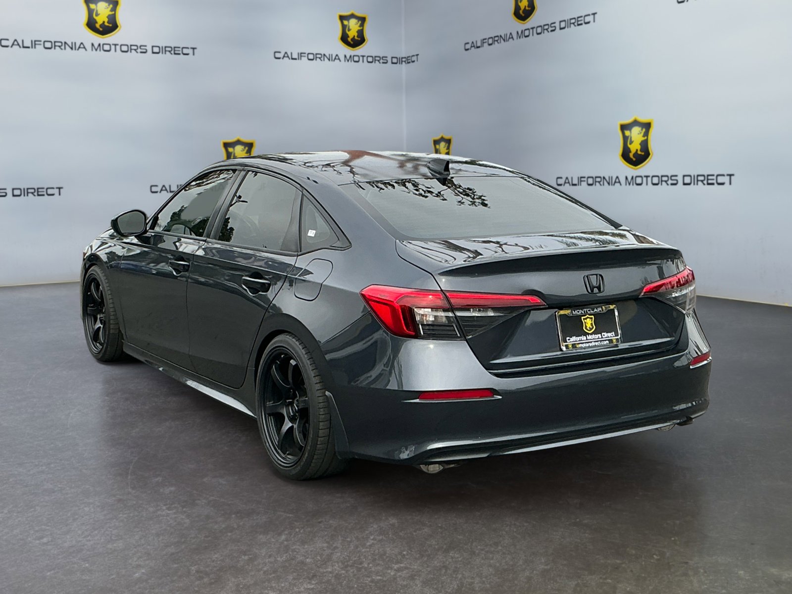 Used 2023 Honda Civic EX image 3