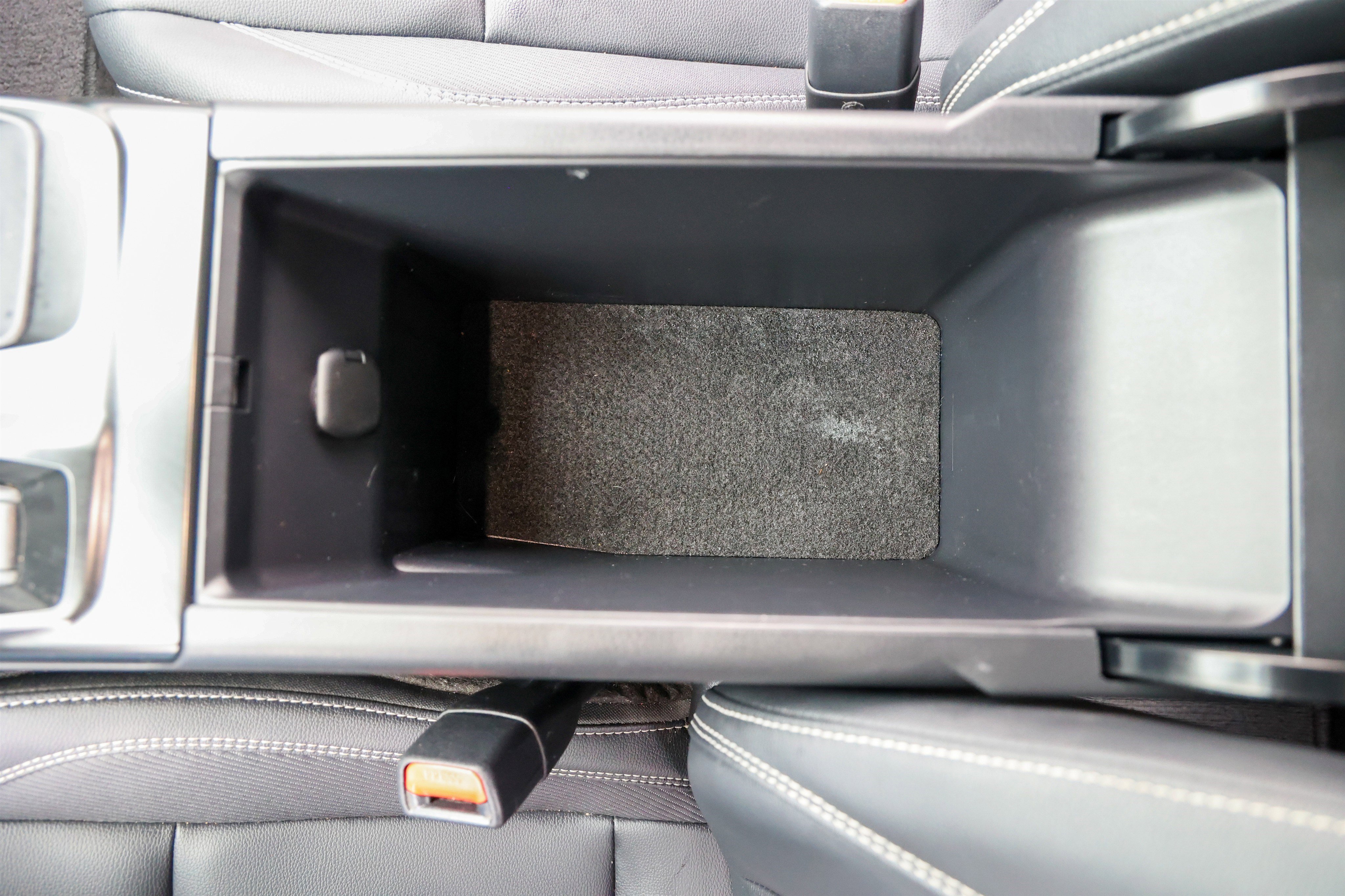 Used 2025 Toyota Camry SE w/ Convenience Package image 29