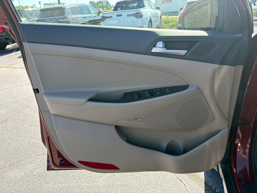 Used 2020 Hyundai Tucson Limited FWD image 10