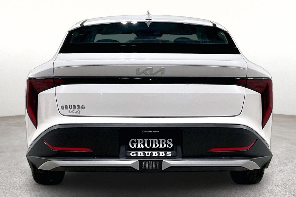 New 2026 Kia K4 FWD image 5