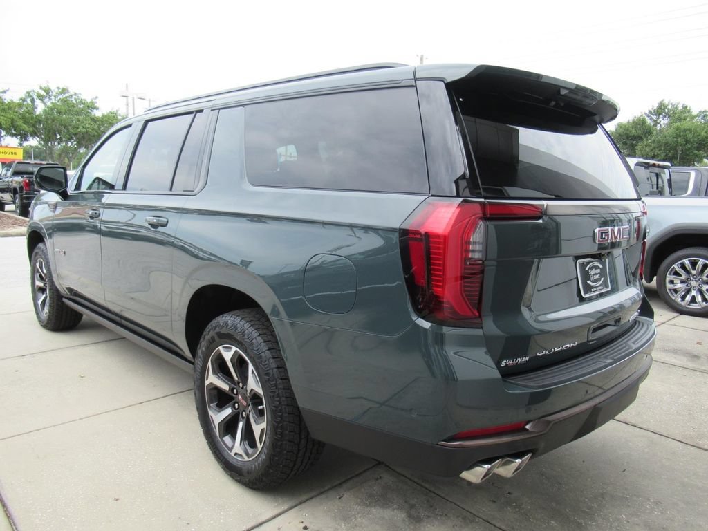 New 2026 GMC Yukon XL AT4 Ultimate AWD/4WD image 5