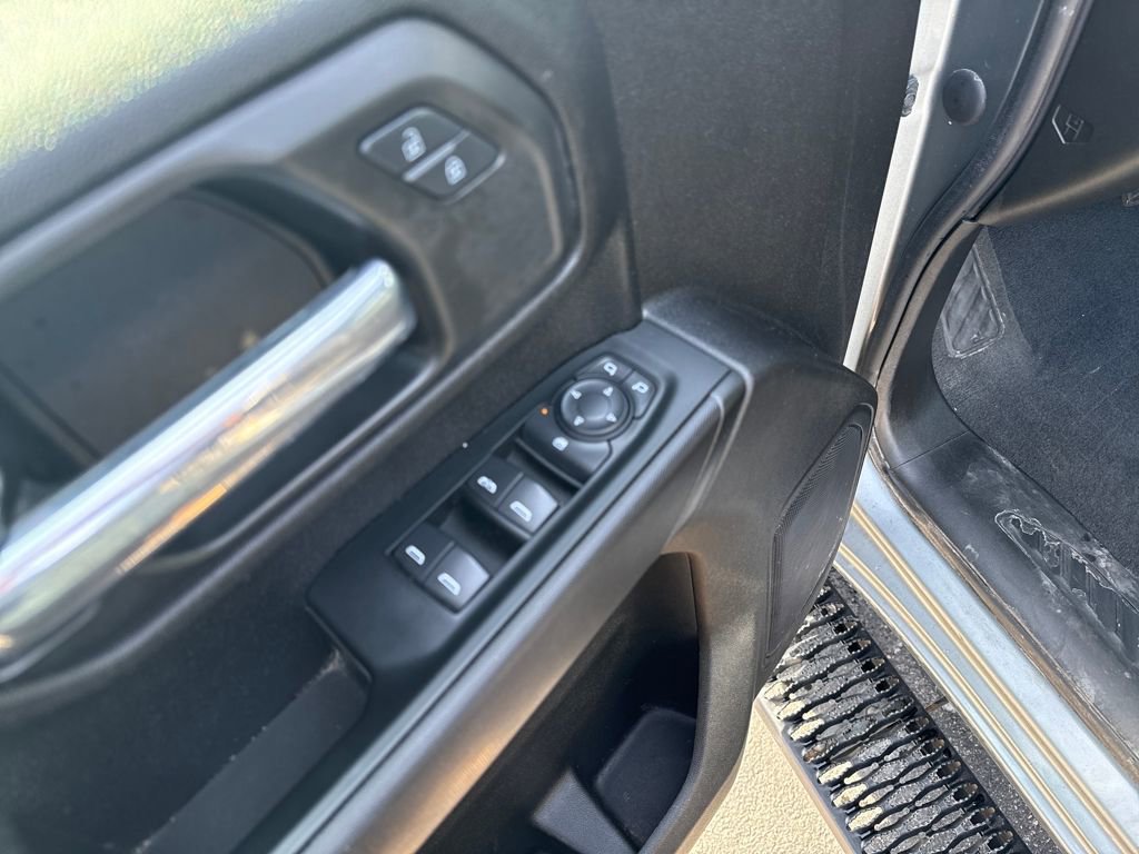 Certified 2024 Chevrolet Silverado 2500 Custom w/ Custom Convenience Package image 29