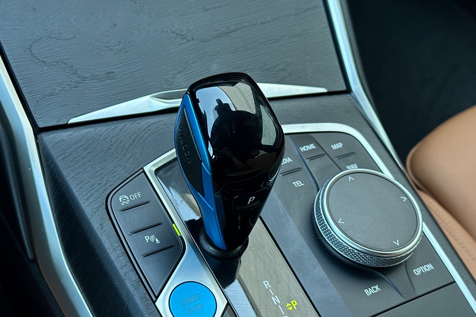 Used 2023 BMW i4 eDrive35 image 27