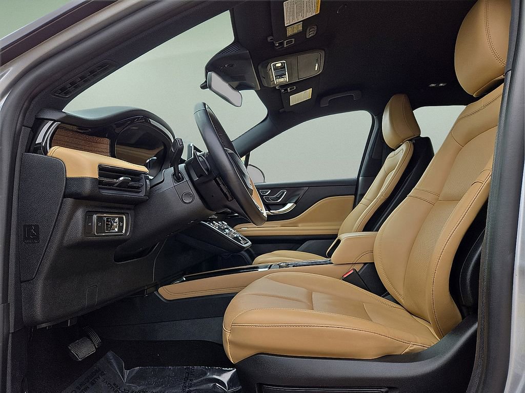 Used 2022 Lincoln Corsair Reserve image 24