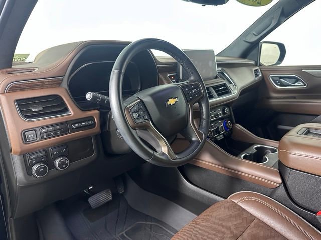Used 2024 Chevrolet Suburban High Country AWD/4WD image 10