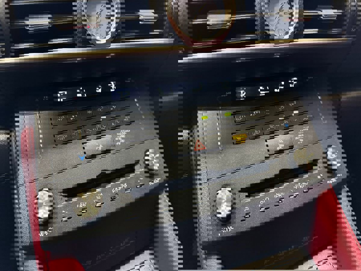 Used 2015 Lexus RC 350 AWD w/ Navigation System Package image 33